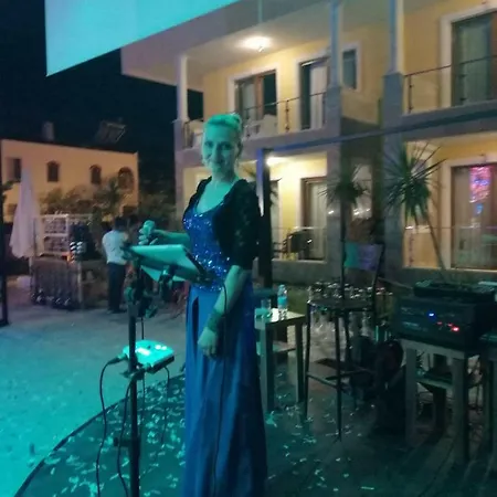 Ferman Imperial Night Club Restaurant Hotel *