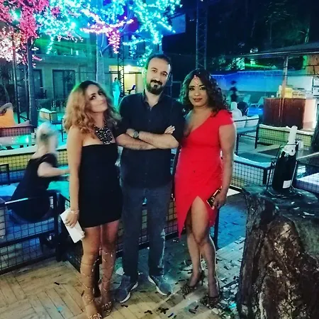 Ferman Imperial Night Club Restaurant *